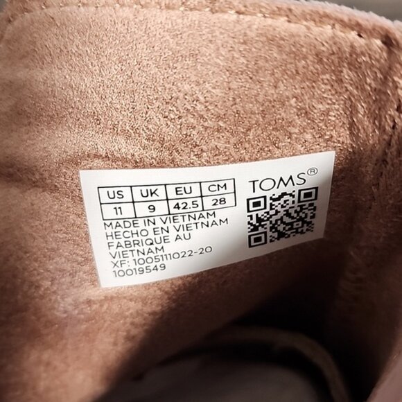 TOMS "Everly Cutout" Booties - Picture 6 of 9